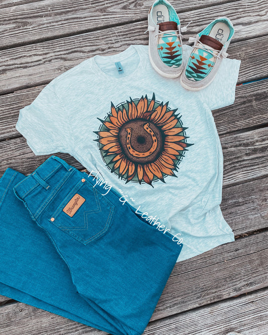 Sunflower Horseshoe Tee (Ash)